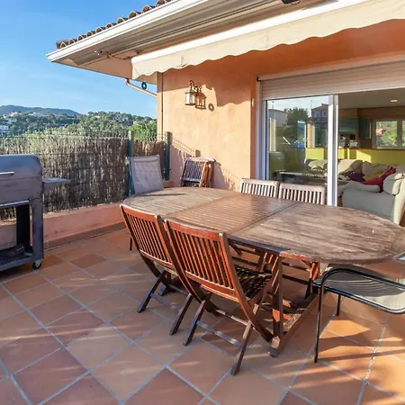 Casa Con Piscina Nyaraló *