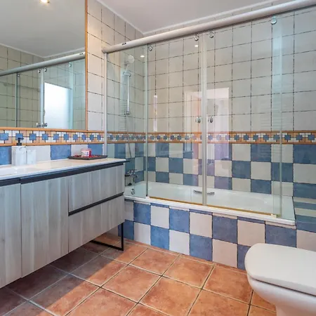 Casa Con Piscina Дом отдыха Калонже